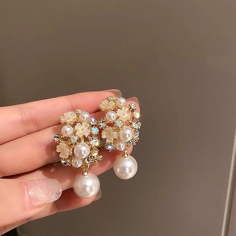 Elegante Perlen Ohrringe