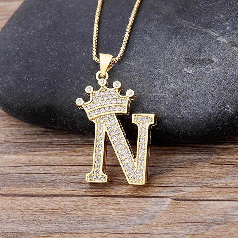 Nettjade™A-Z Crown Letter Anhänger Halskette