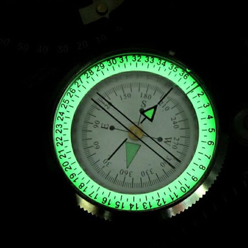 Multifunktionaler Flip Leucht Kompass